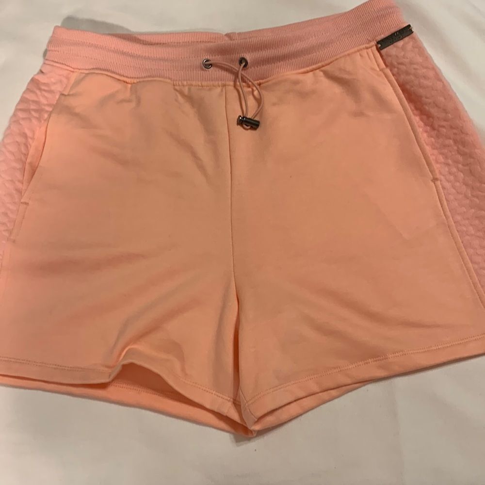Nine West Active Size Medium Athletic shorts peach color with drawstring waist